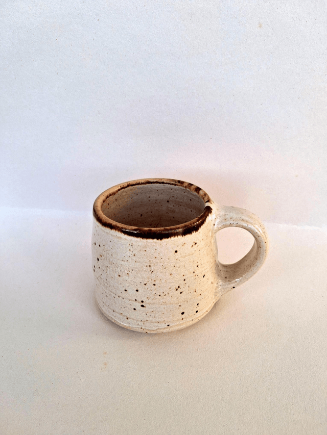White speckled mug